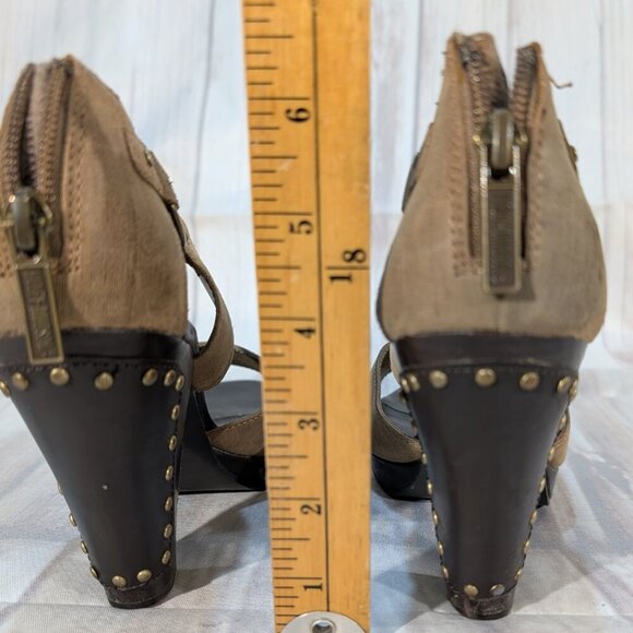 Harley Davidson Women's Gillian Tan Leather Strappy Studded Heels Size 8.5 - Picture 5 of 10